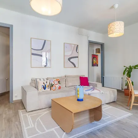 Guestready - Bright With Balcony Apartment